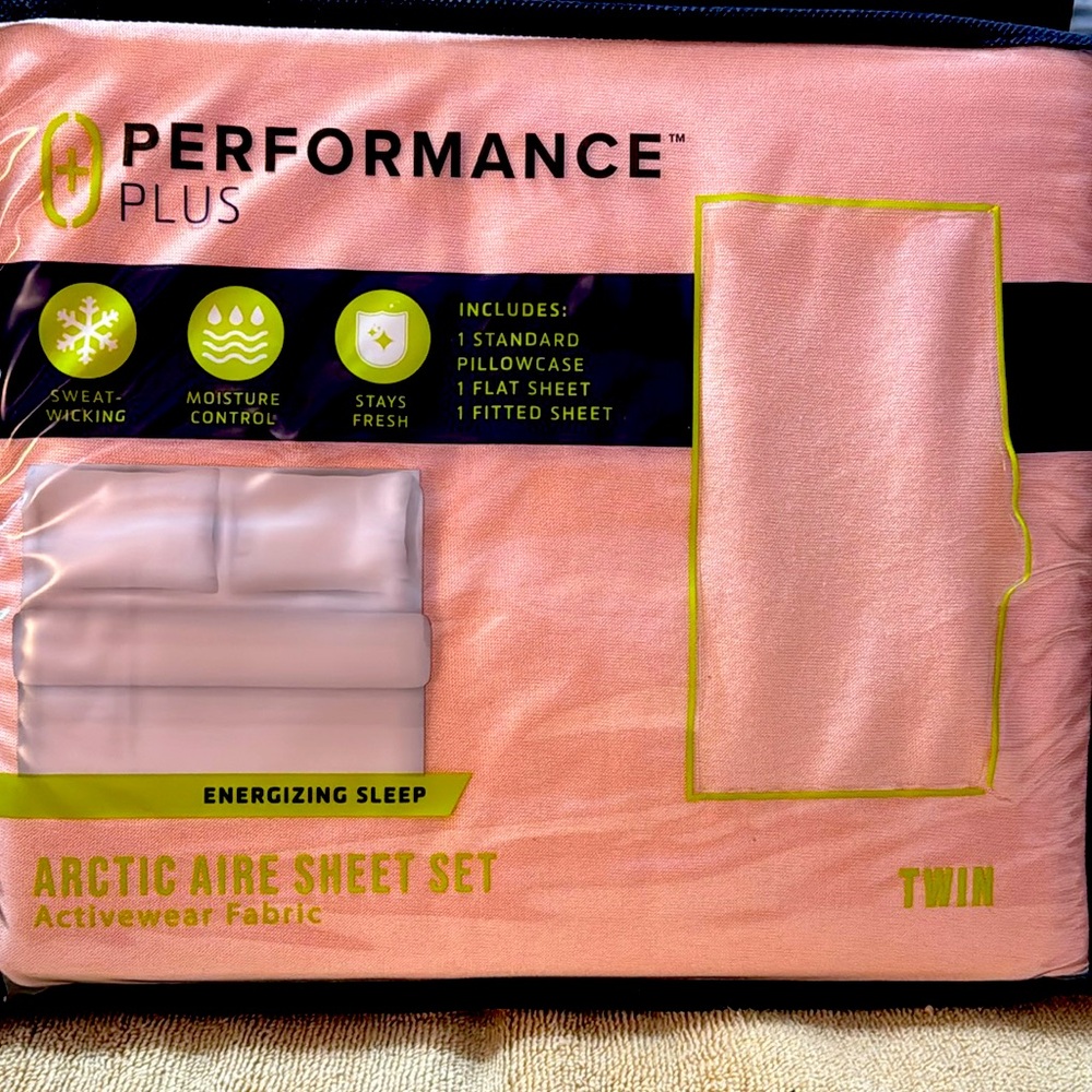 Performance Plus Arctic Aire sheet set- twin size, pink/ coral